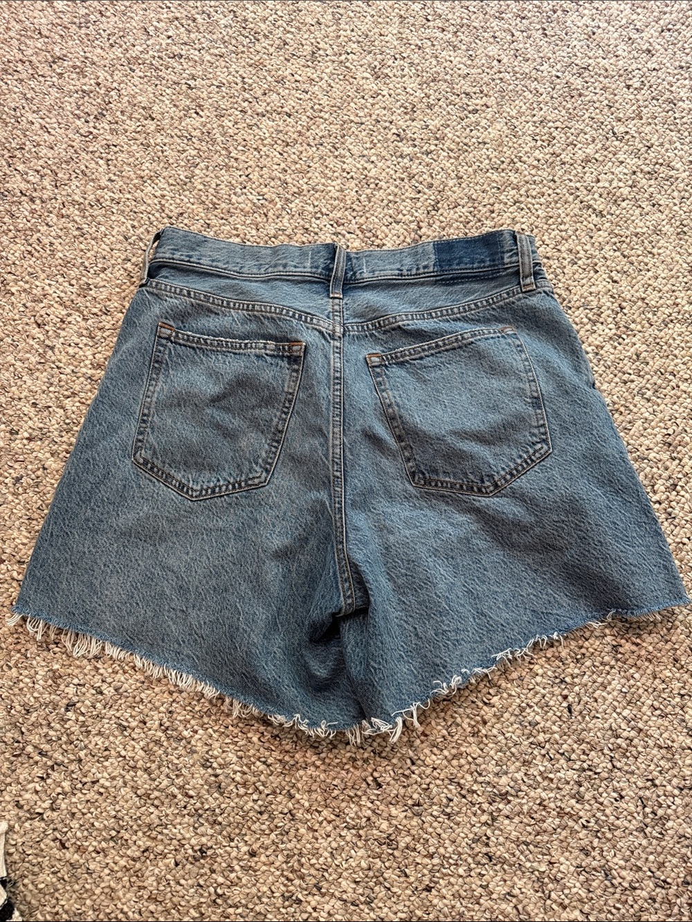 Abercrombie & Fitch jean short sz 30 - Picture 3 of 3